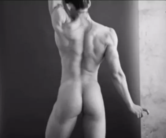 Caught nude by lexa_stahl