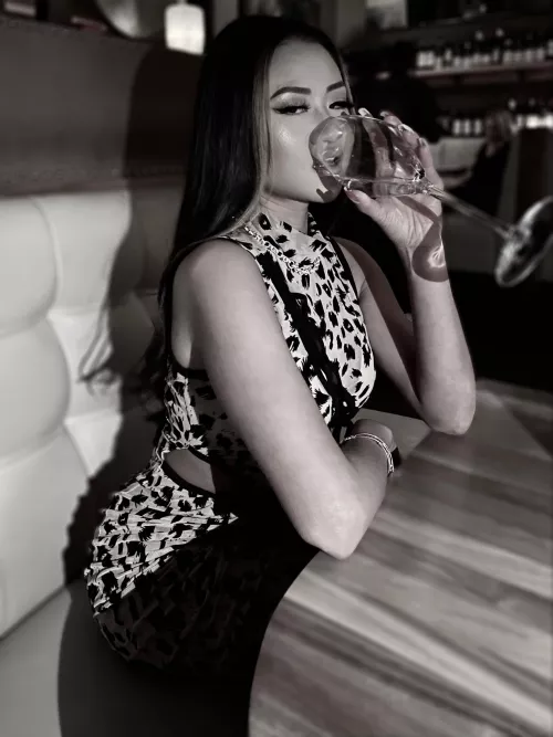 Caught you staring by Babygirl_Ling