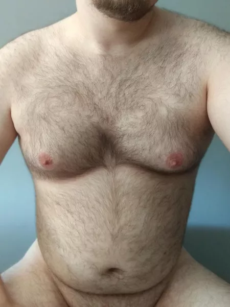 Celebrating Father's Day by showing off my hairy dadbod on the internet ;) by mrbunk05