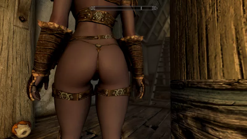 Celebratory ass pic since I finally realized I can turn the cursor off for screenshots 😅 ft. unfortunate sweet roll by Chaotic-Nudetral