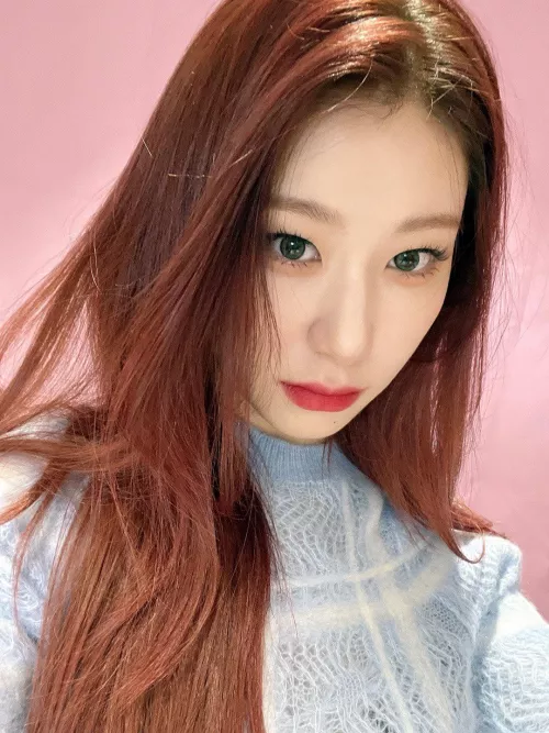 Chaeryeong by Sexhmm31