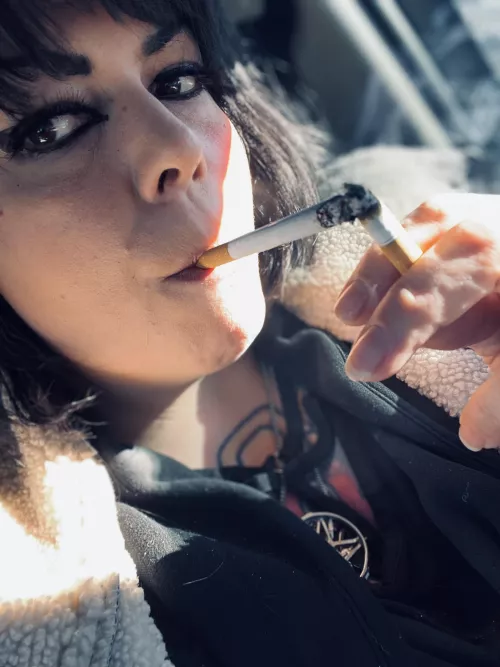 Chaining on a Saturday💋🔥🚬 by Vfevers