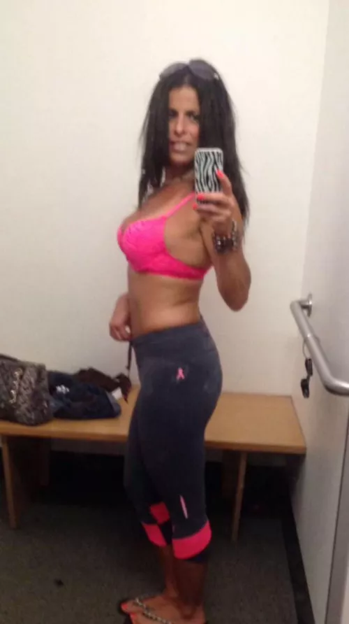 Changing room quickie snpp mom.lauriee by momlaurie