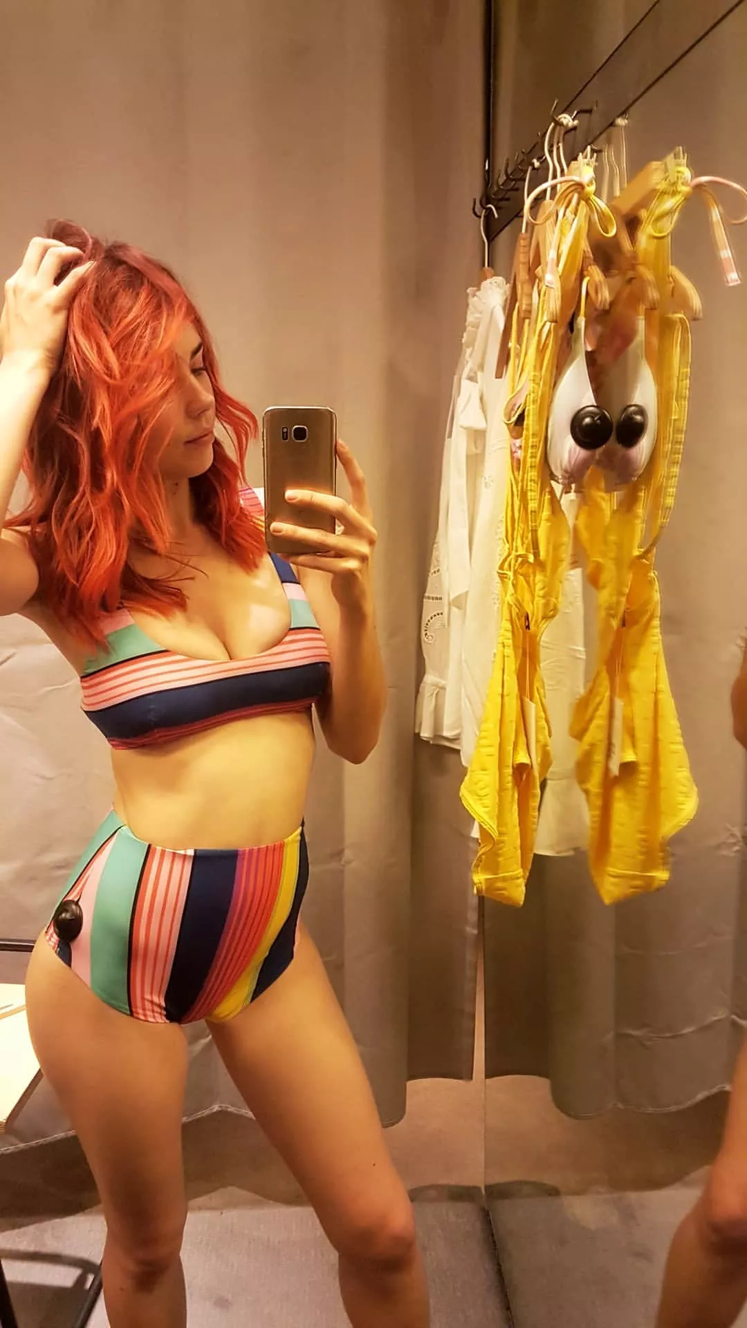 Changing Room Try On posted by alternativealt1