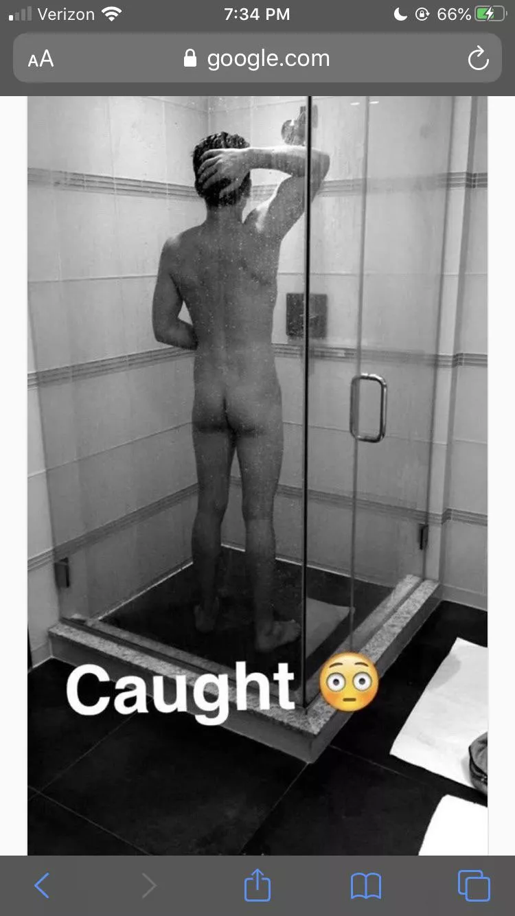 Charlie Puth butt (caught in shower) posted by russwriter67