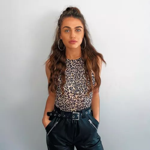 Chav cocktease Niamh by Snoo78665