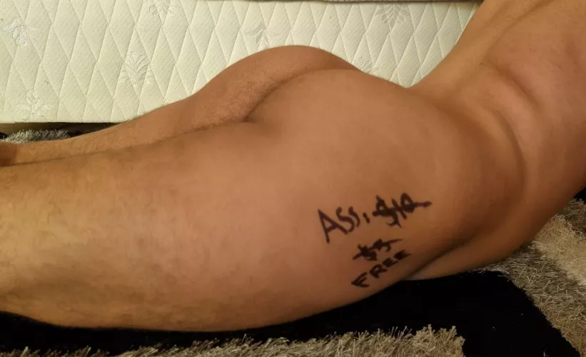 Cheap whore on discount, get it while you can!