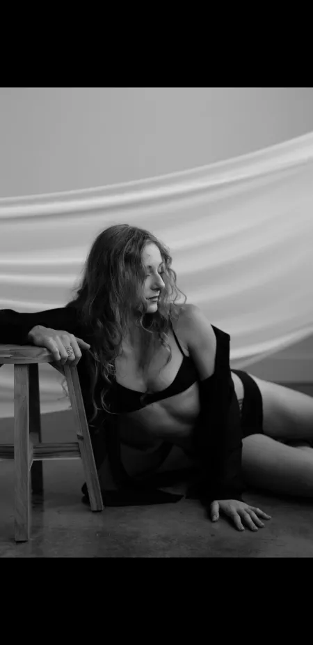 check me out 😁 by Monsterclub221