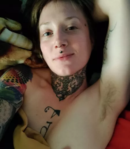 Check me out! 🤓🤘✨ by labesofglory