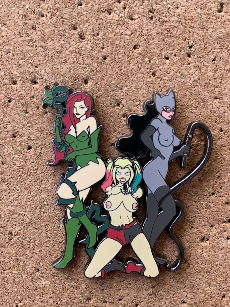 Check out this sirens pin with Harley wild as ever in the middle! posted by jmopins
