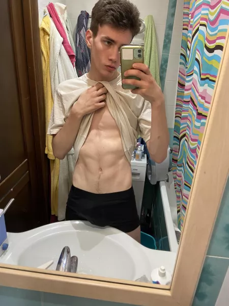 check out what’s inside!✌🏻 by R7zRzhOg