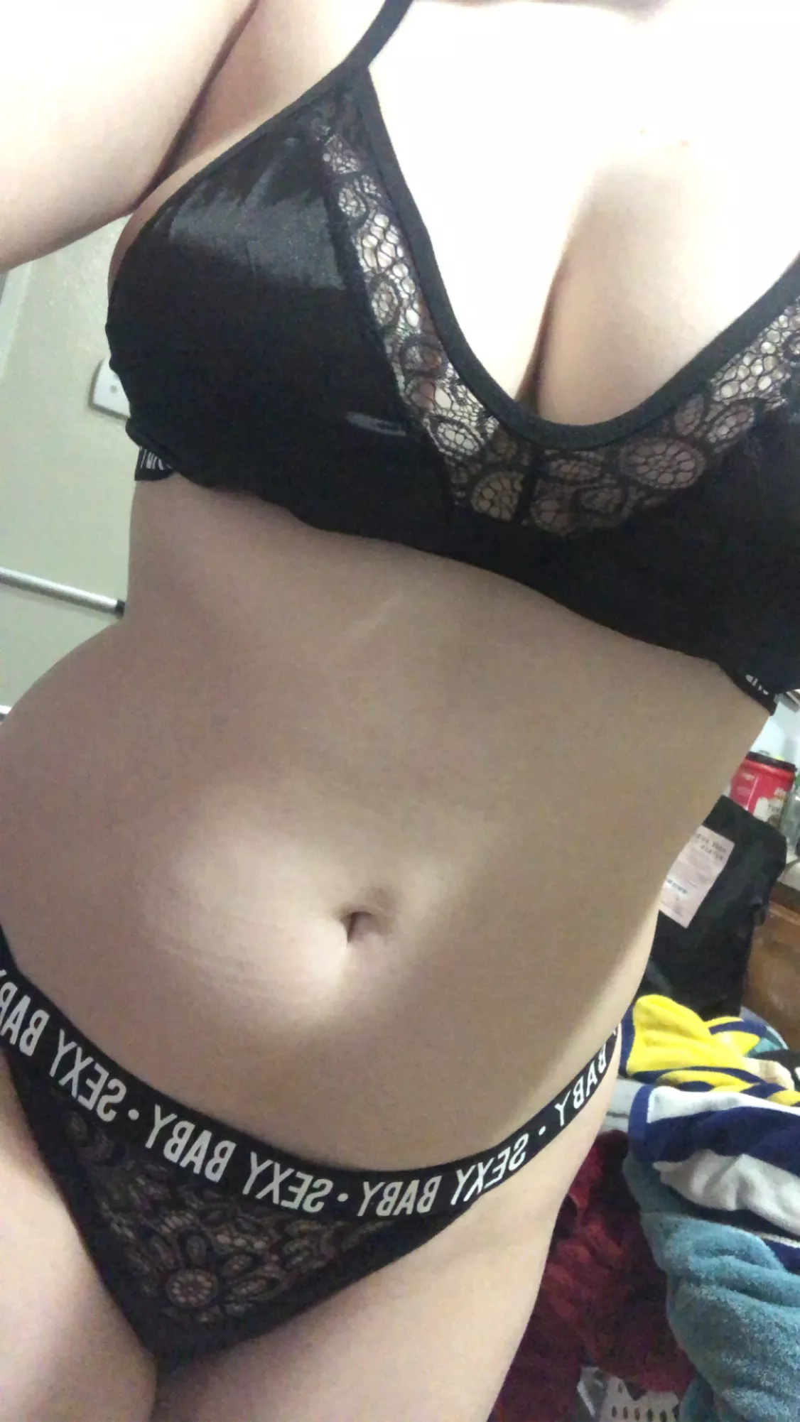 check the background posted by Elvishgirl