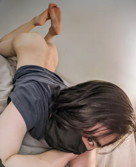 Cheeks and feets! by Dr_Hugedick_McCock