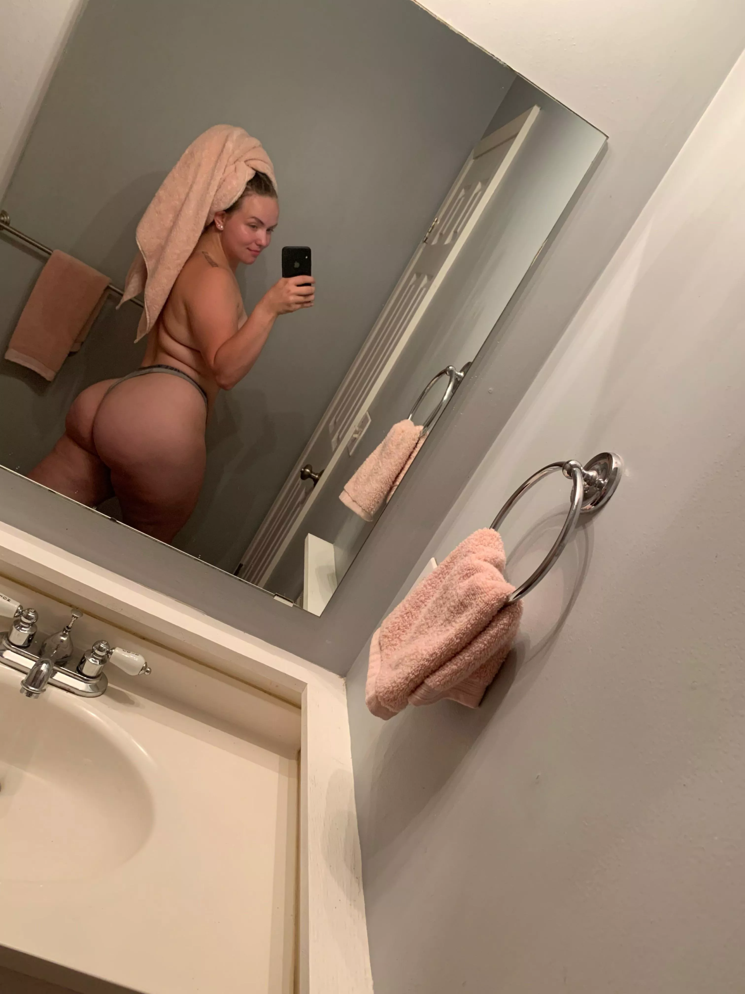 cheeky in my calvins posted by ofbighoneybuns