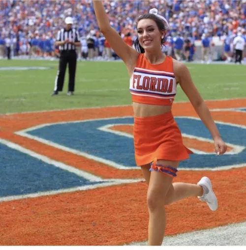 Cheerleader by Bob36r