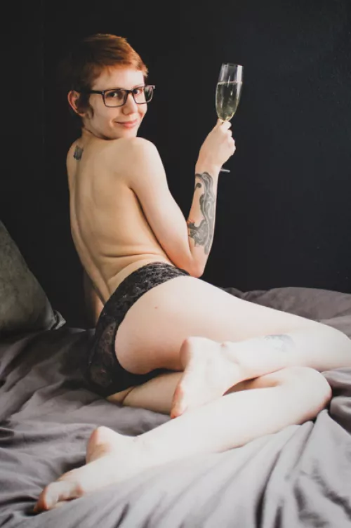 Cheers! by stretchykitten