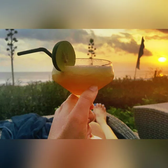 Cheers 🍻 what do you want to toast to? posted by cheekyasian