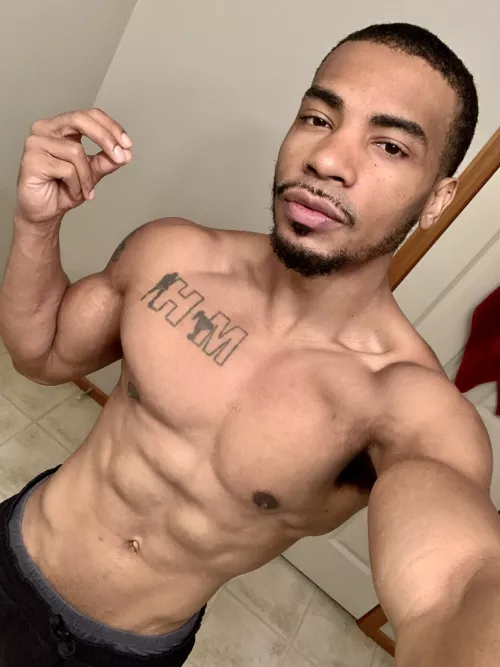 Chest always looking righteous (M) by Maximo_Savage