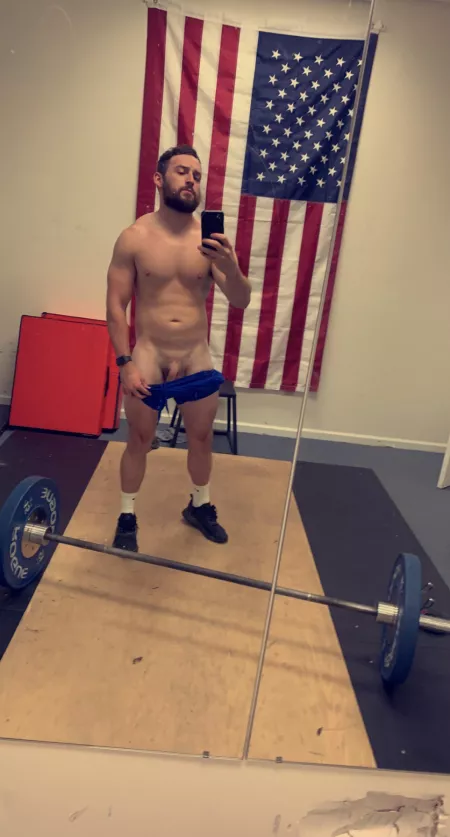 Chest day today [m] by burnerrrr54