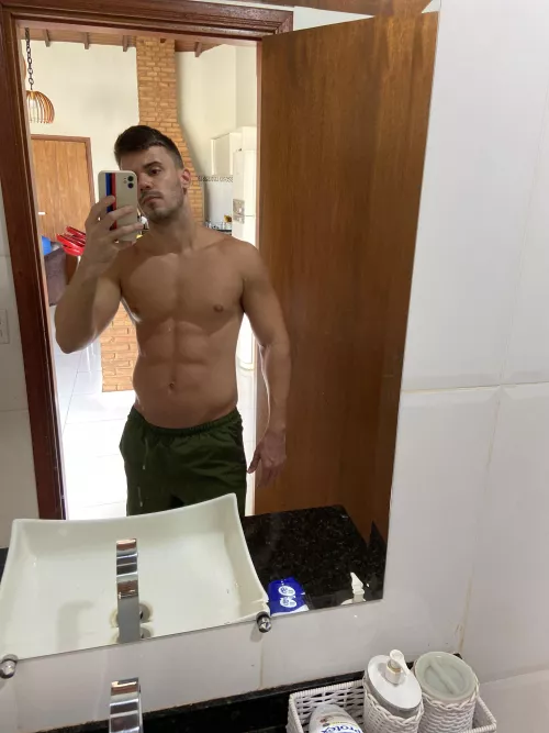 Chesting after gym. by italofassin