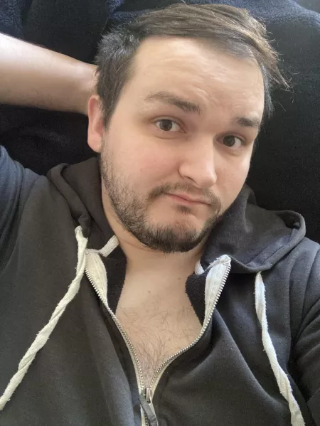 Chill day at home by Audiuem