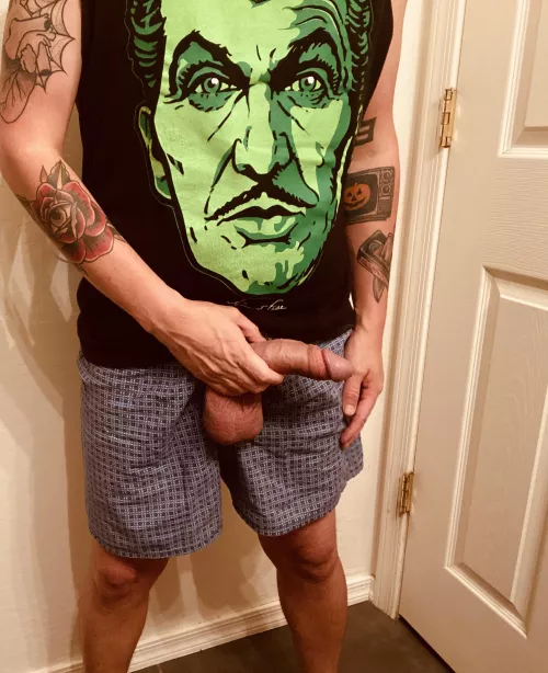 Chillin with my fat ass chubby 😎 by feelsweird999