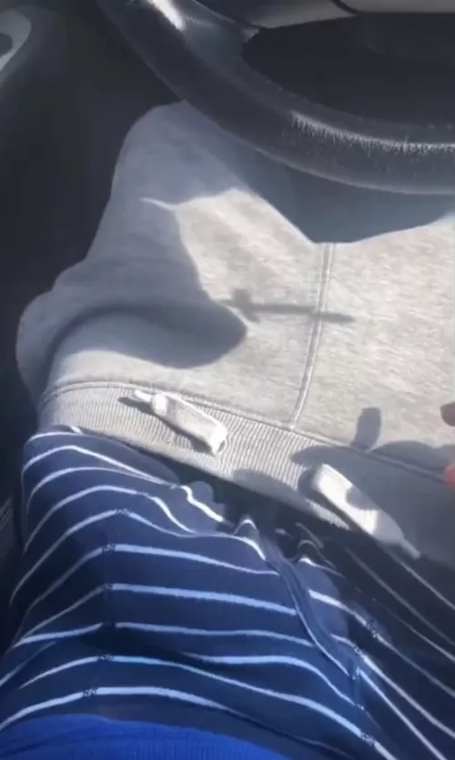 Chilling by ibullyholes