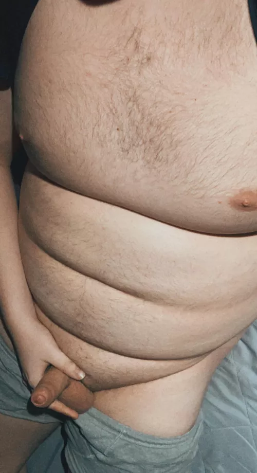 Chilling after the gym by bearlawst