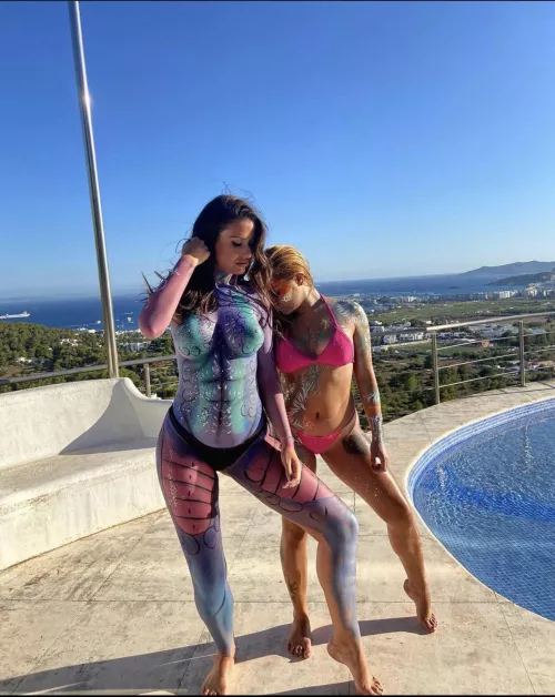 Chilling at the pool ( OC ) by Phonyimper