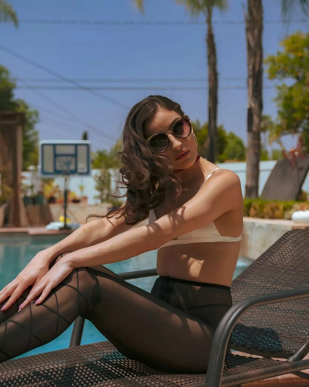 Chilling by the pool - Emily Willis posted by Knight710