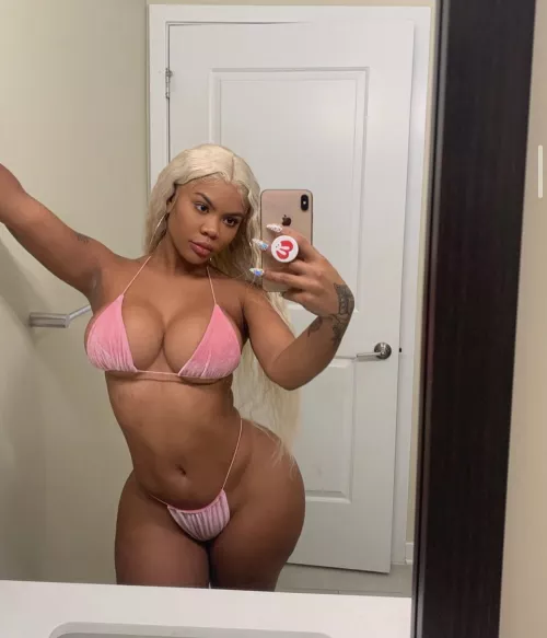 Chinese Kitty owns me by RegularPornGuy