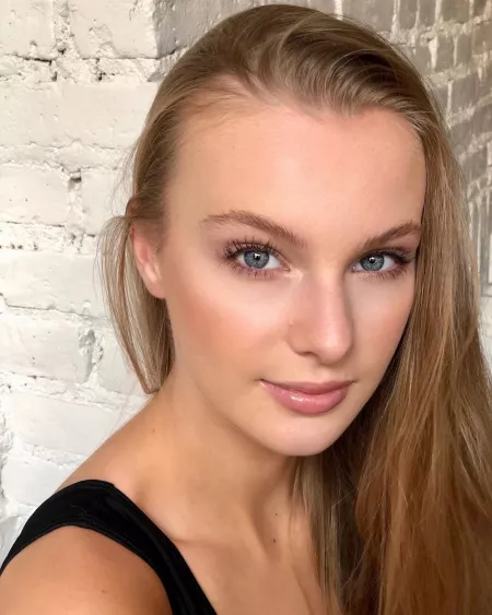 Chloe Vialaret by Sid_00