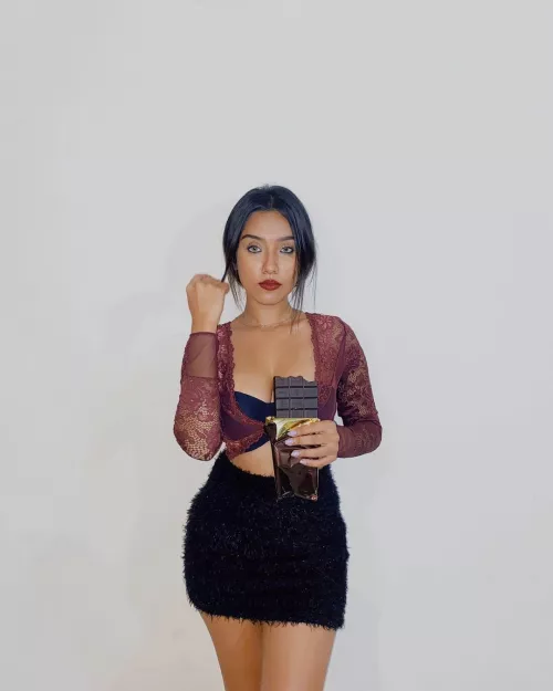 Chocolate beauty by emeraldchain0