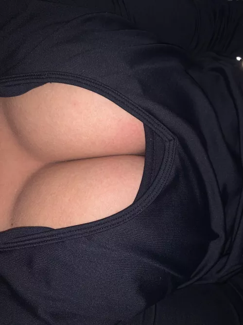 Chocolate chip nipples by caramelcolombian