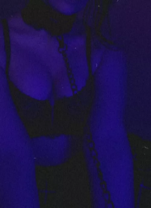 Choke me please ♡ by strawberrybumblebees