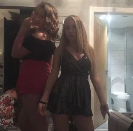 Choose One [2] by unknownreddituserrr