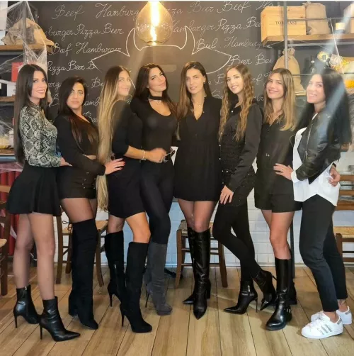 Choose one from [8] sexy divas by Intrepid-Air6717