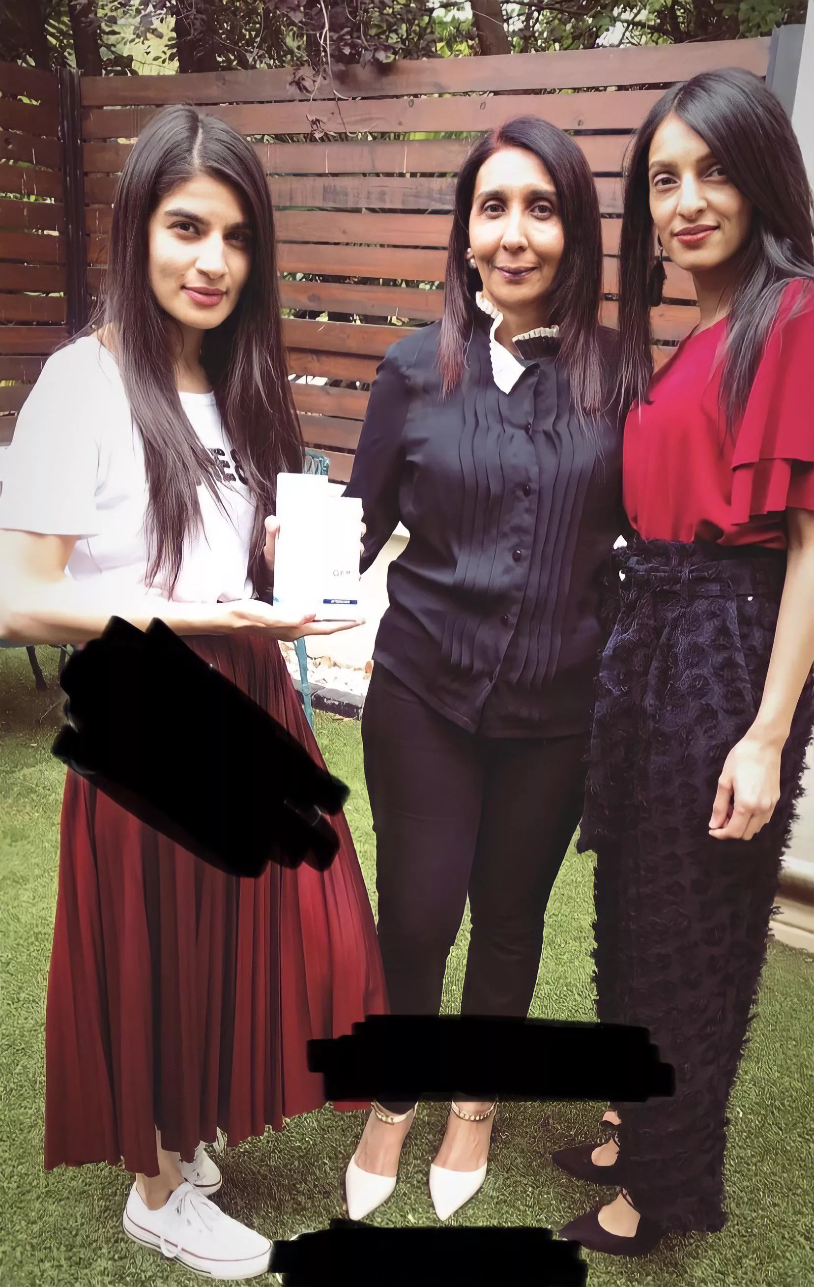 Choose wisely from these milfs 👀 posted by lnvaIidusernam3