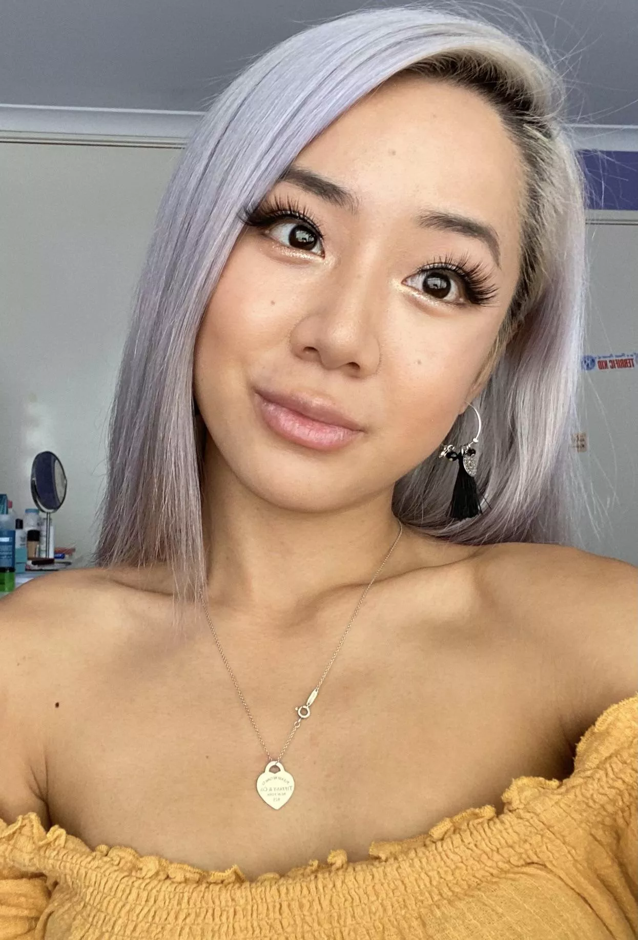 Christina posted by throwaway6163827173