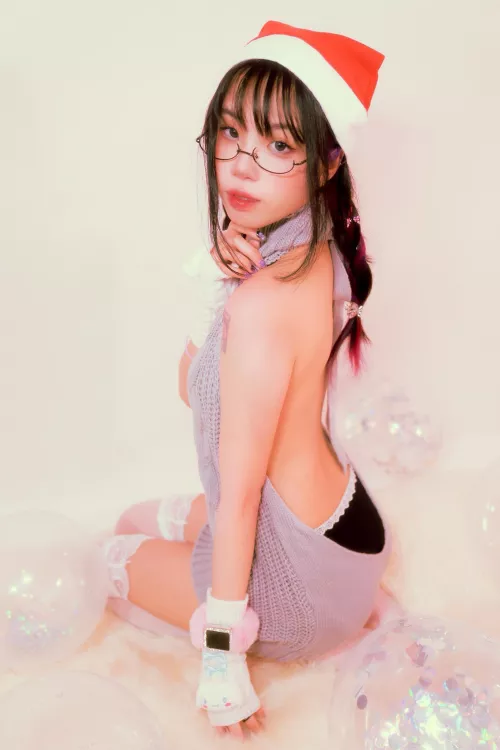 Christmas gorl 🎁💕🤍 by holosaxual by holosaxual