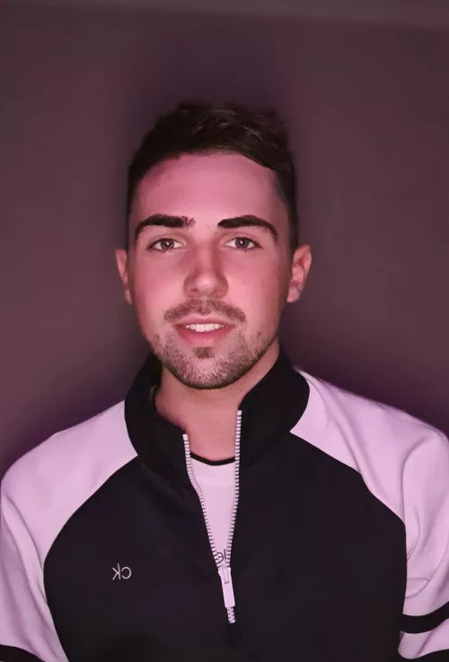 Christmas is creeping up wayyy too fast, what are your plans? by joewg1997