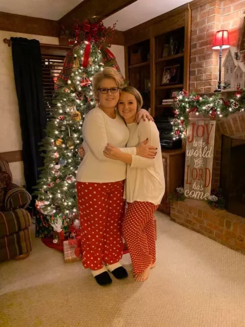 Christmas PJ’s! 🎅🏼🎄 by ganggang89882