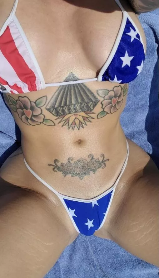 Christy just sunbathing posted by Devilbringer95