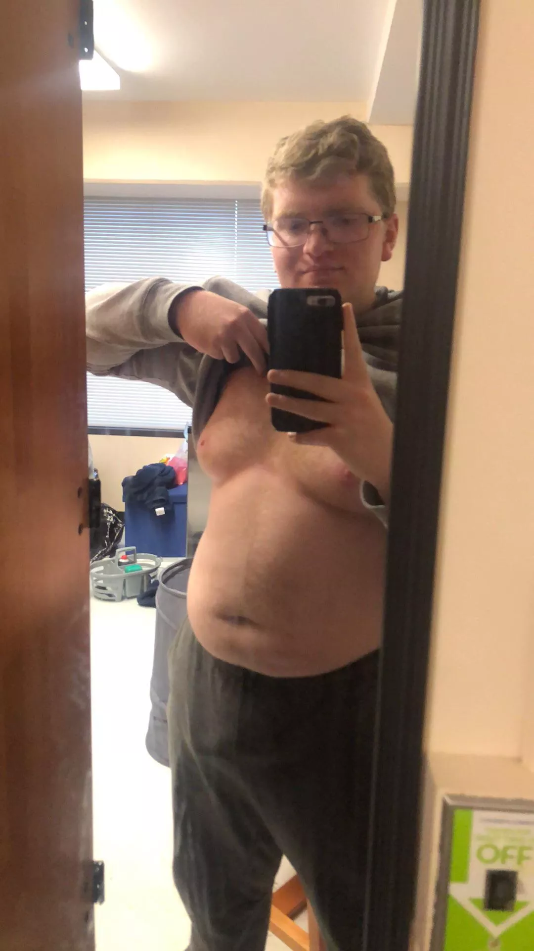 Chub and bulge 😌😌 posted by AquaticFlames