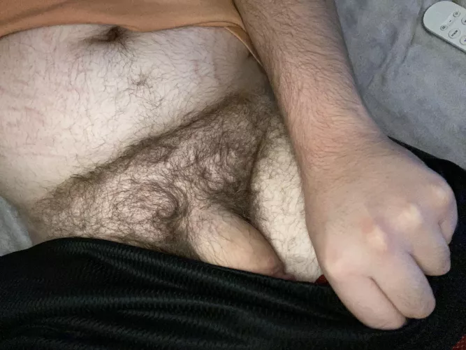 Chubby 18 YO wanting a hairy older man. by SquareEmergency8316