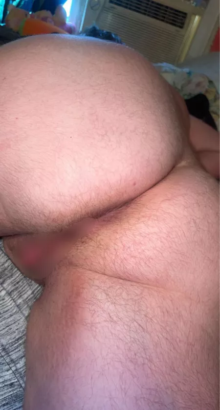 Chubby and Hairy. Whose into that? by VictoriaLusty