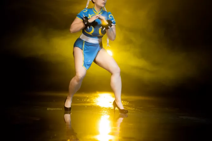 Chun-Li in heels ⚡ by legserotica