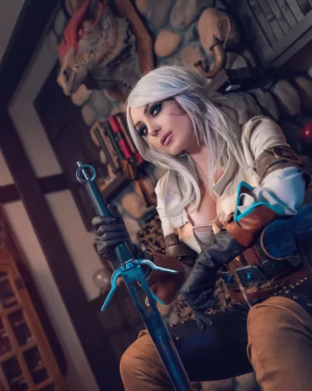 Ciri by ProximaBee