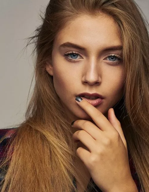 Clarissa Sirica by Fallus_Maximus