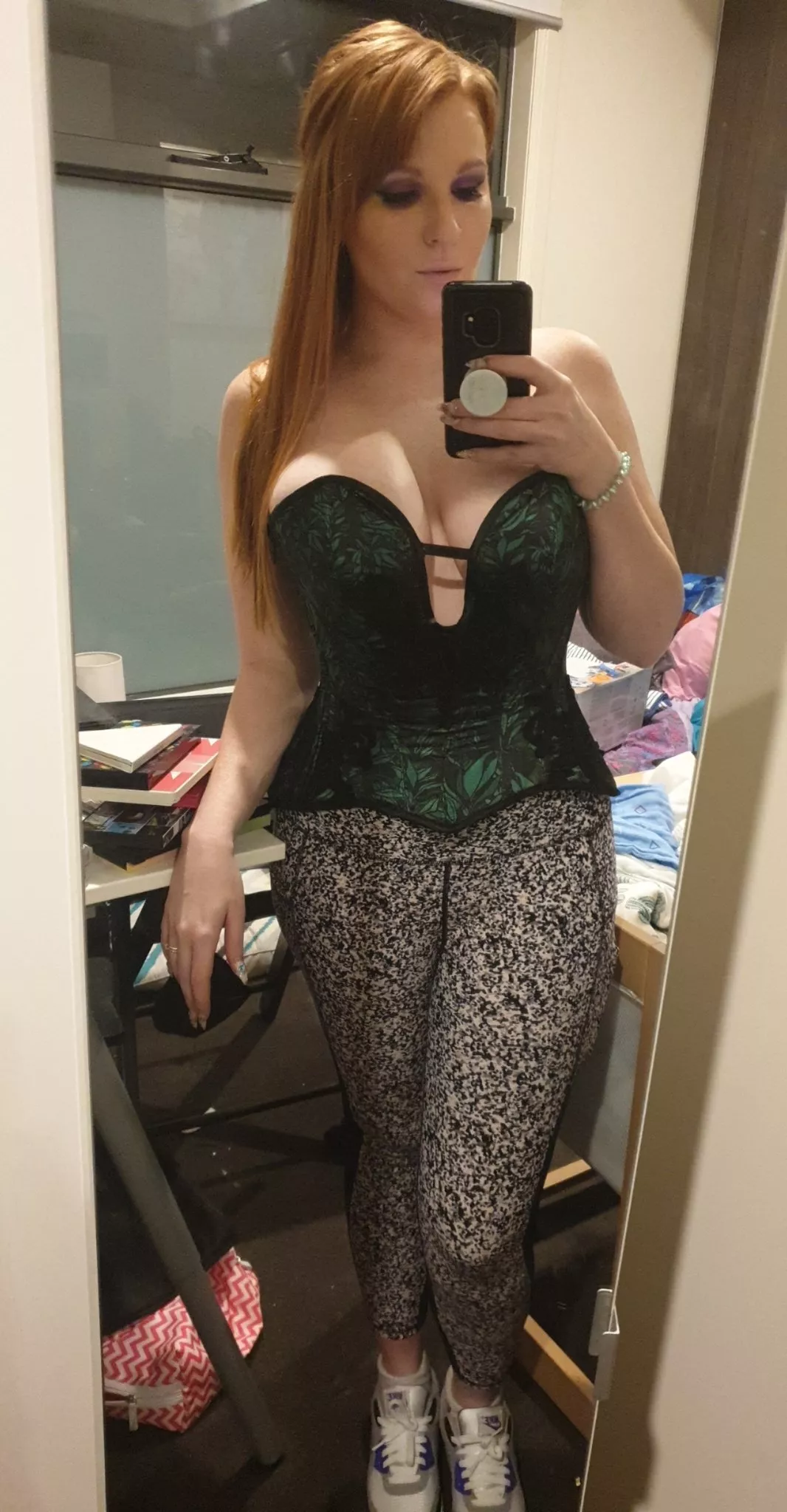 Classic 2020 party style: fancy on top, comfy down below 👌 (From Twitter) posted by obkreddit